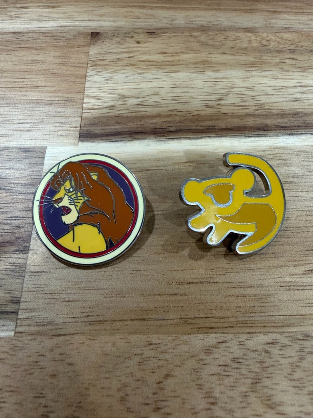Disney The Lion King Enamel Pin Set - Simba & Silhouette -
